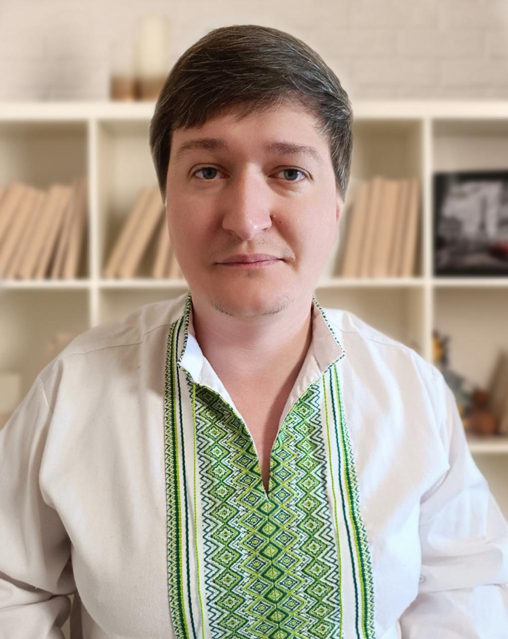 Володимир<span>Кузьменко</span>